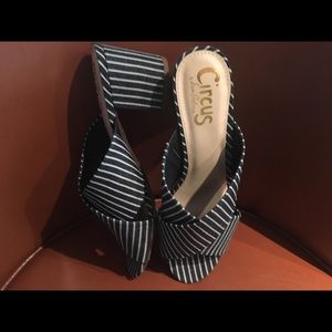 Navy/White Canvas Mules